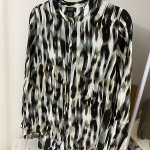 FYLO wonan Abstract Black and White Shirt